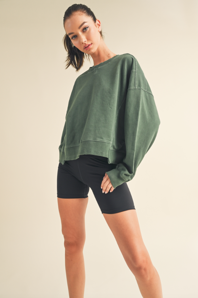 Mineral Wash Boxy Style Sweatshirt