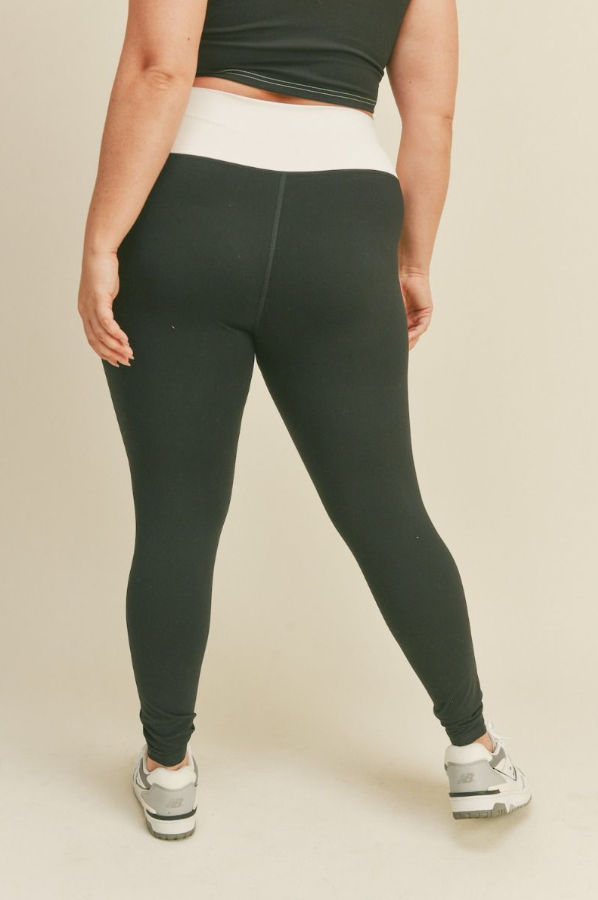 Color Block Front-Twist Leggings